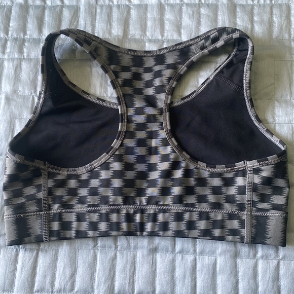 Nike pro dri fit sports bra - Picture 2 of 3